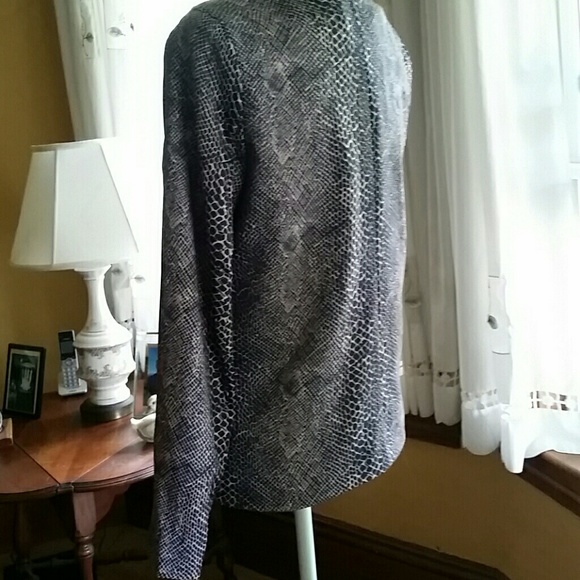 Jacket - Picture 7 of 7